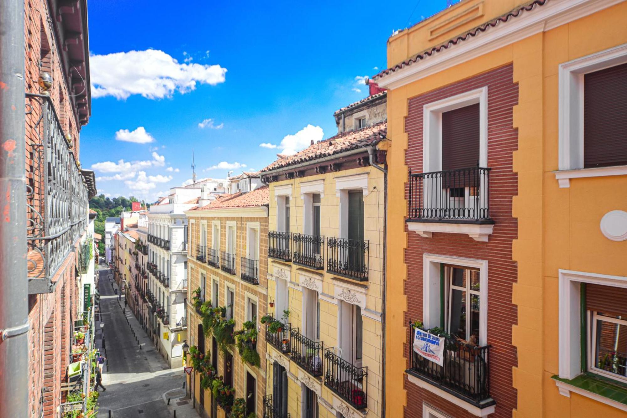 El Prado Historic Center Apartment Madrid Exterior photo